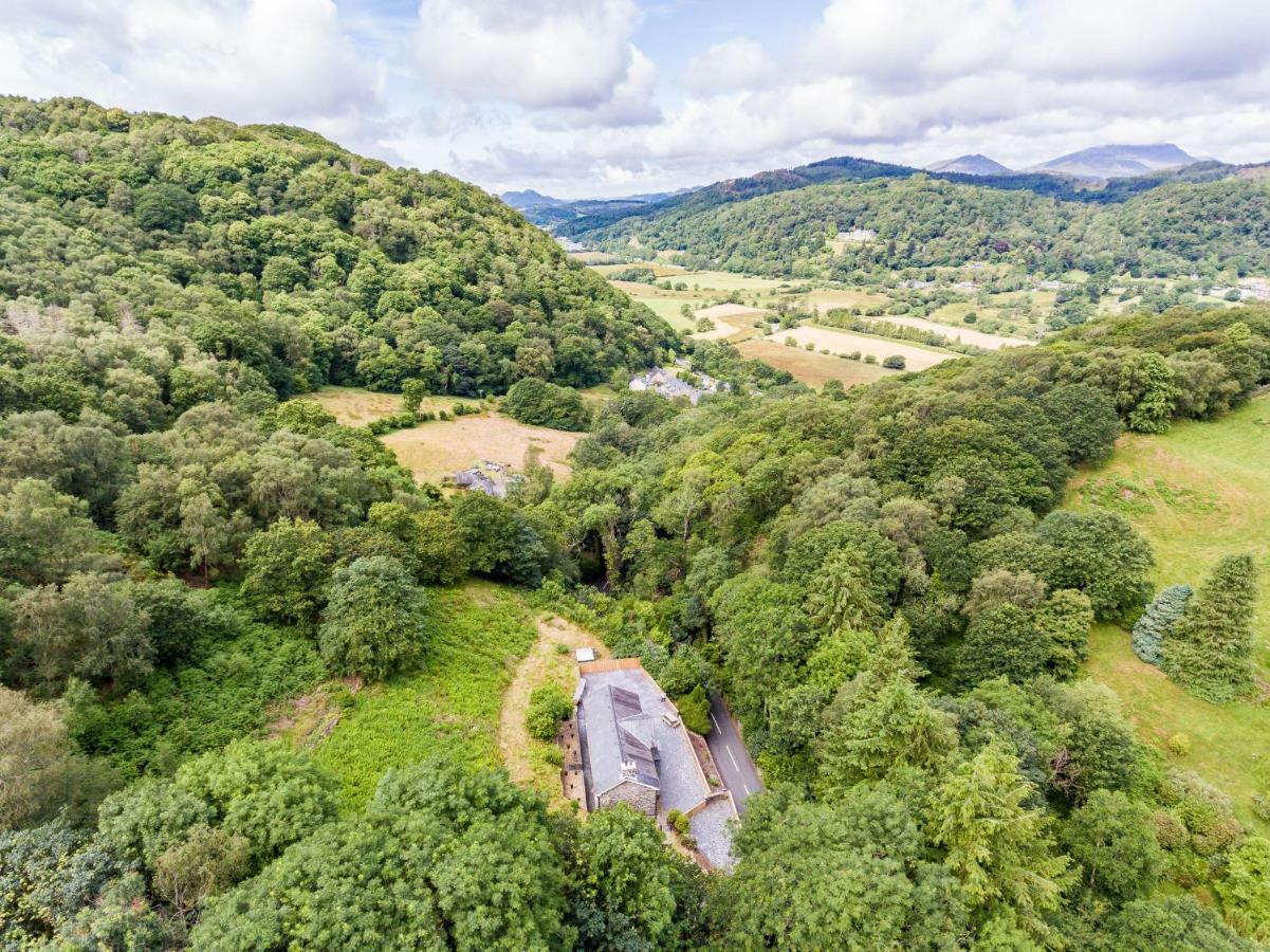 Hilltop Cottage/ Penrhiw Maentwrog Exterior photo